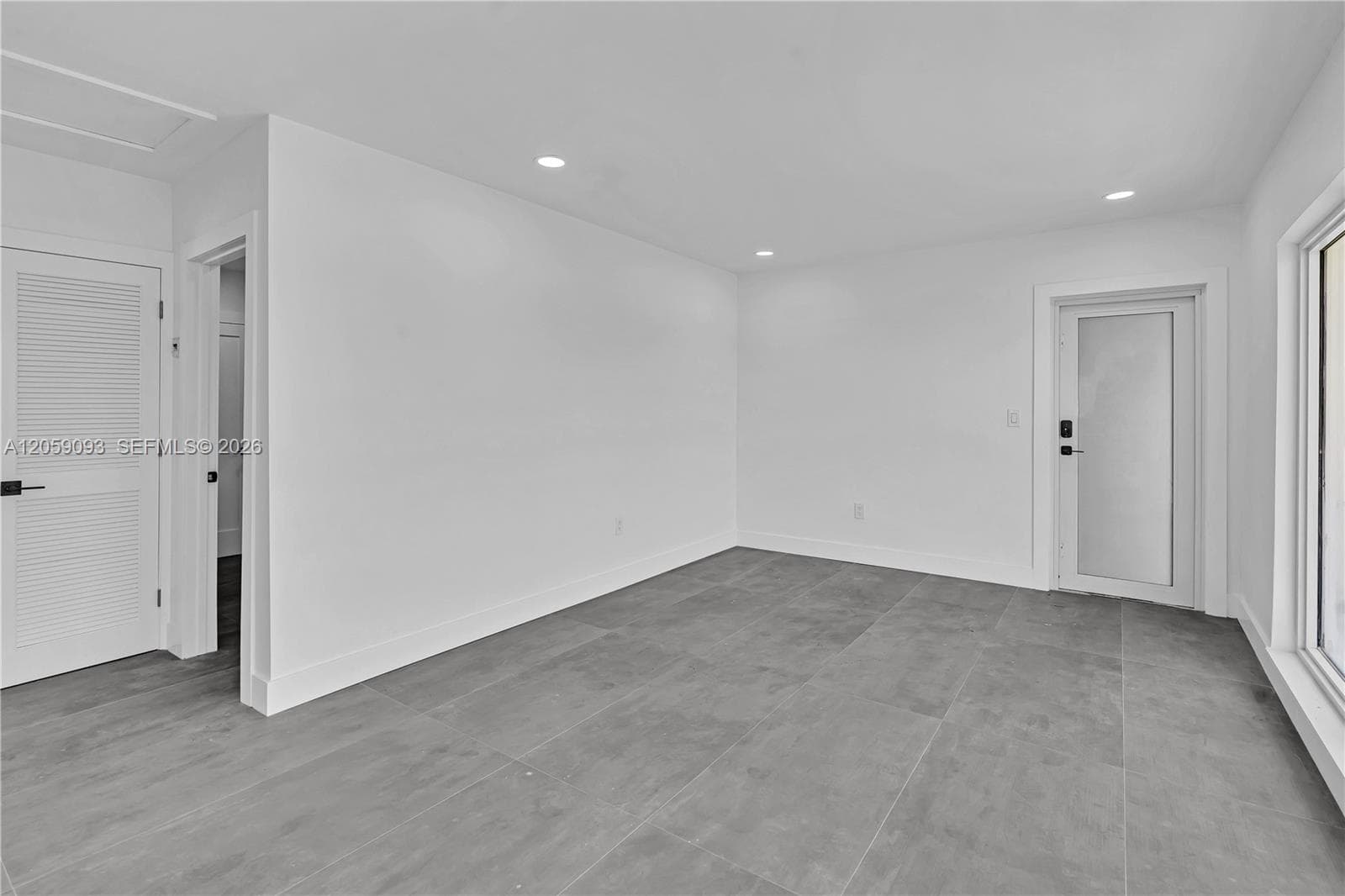 11900 N Bayshore Dr # 206, North Miami FL 33181 photo 2