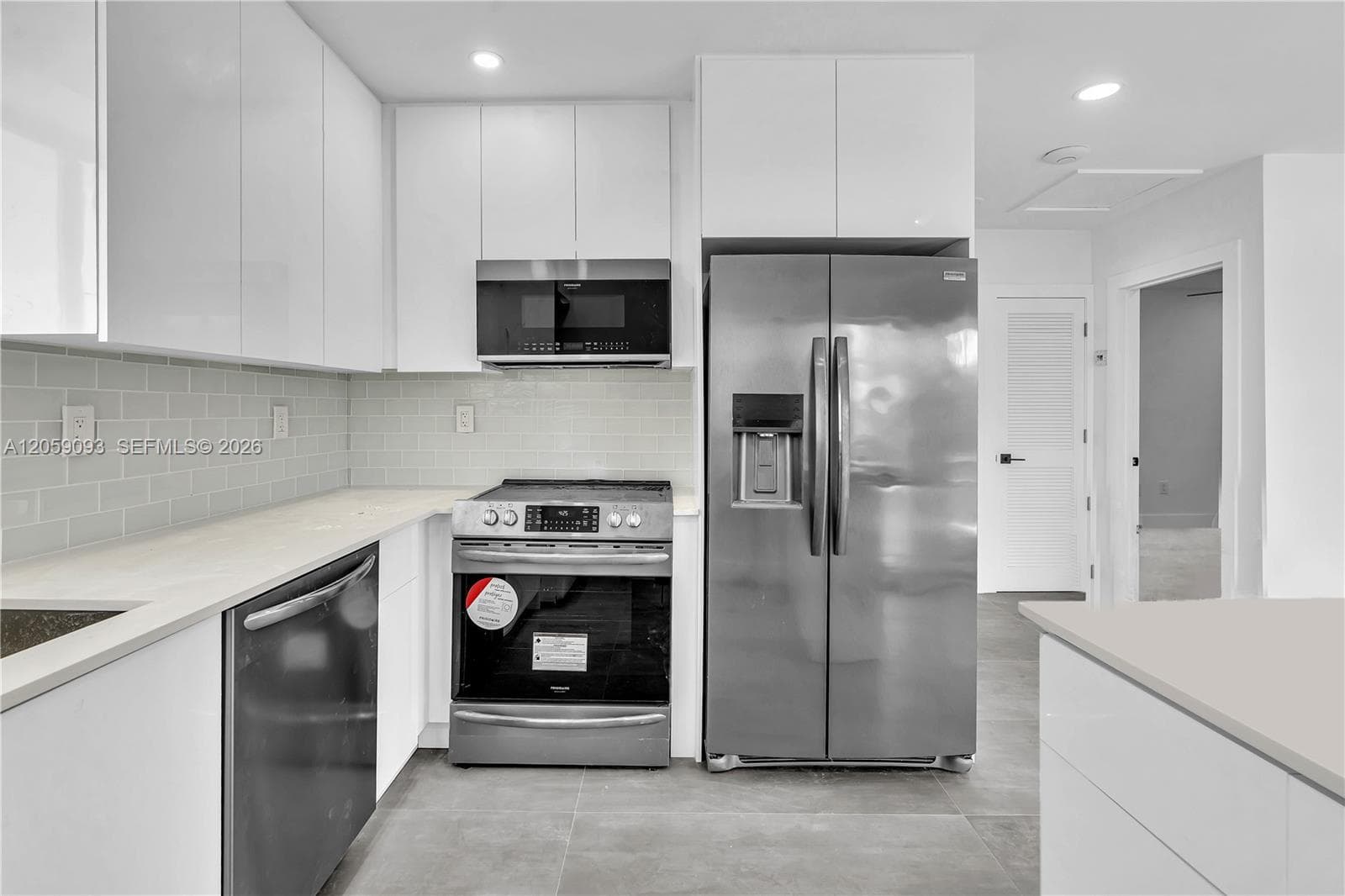 11900 N Bayshore Dr # 206, North Miami FL 33181 photo 3
