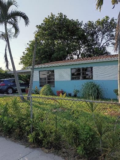 2731 NW 16TH Court, Fort Lauderdale FL 33311 photo 2
