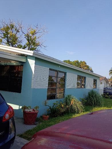 2731 NW 16TH Court, Fort Lauderdale FL 33311 photo 3