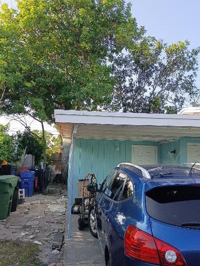 2731 NW 16TH Court, Fort Lauderdale FL 33311 photo 5