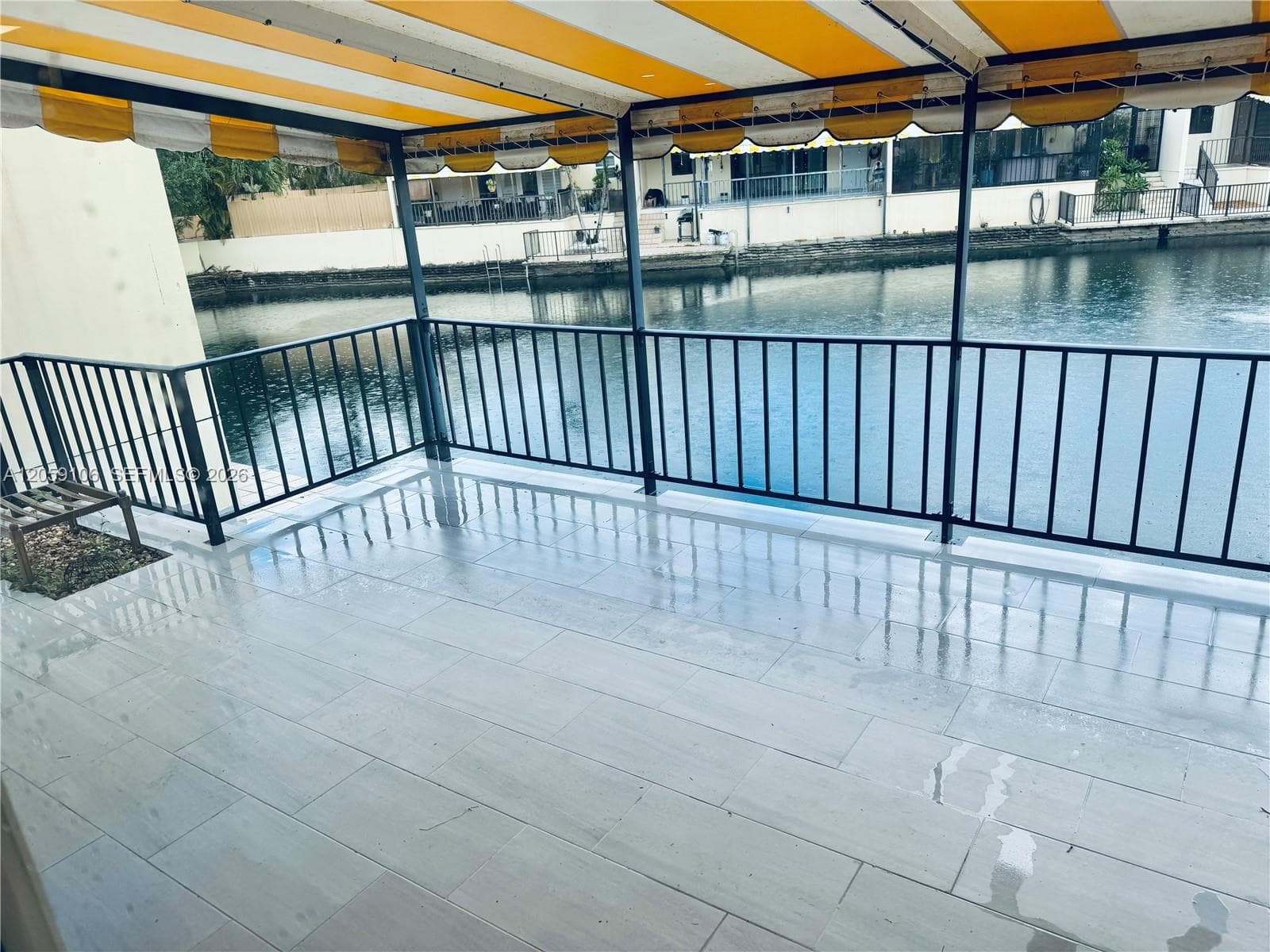 7011 Crown Gate Ct., Miami Lakes FL 33014