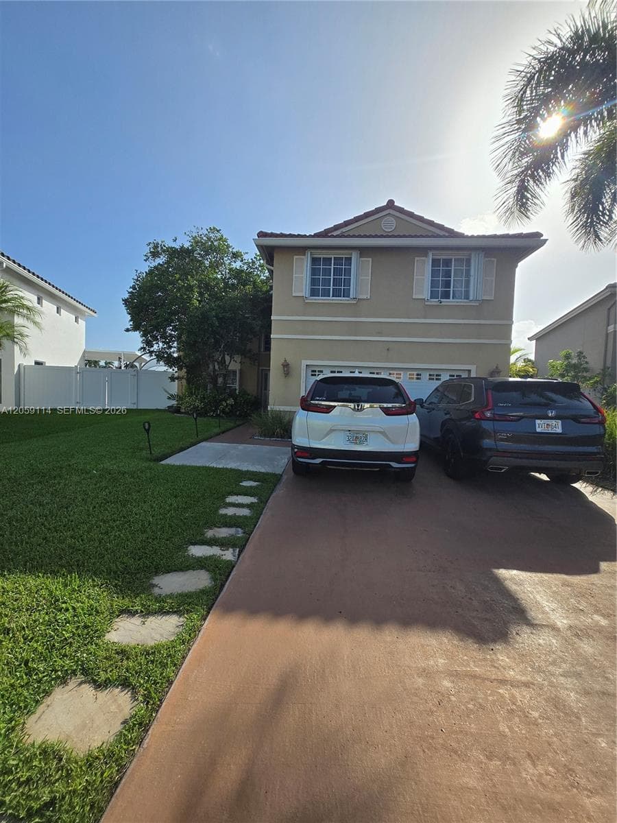 19130 NW 10th St, Pembroke Pines FL 33029 photo 2