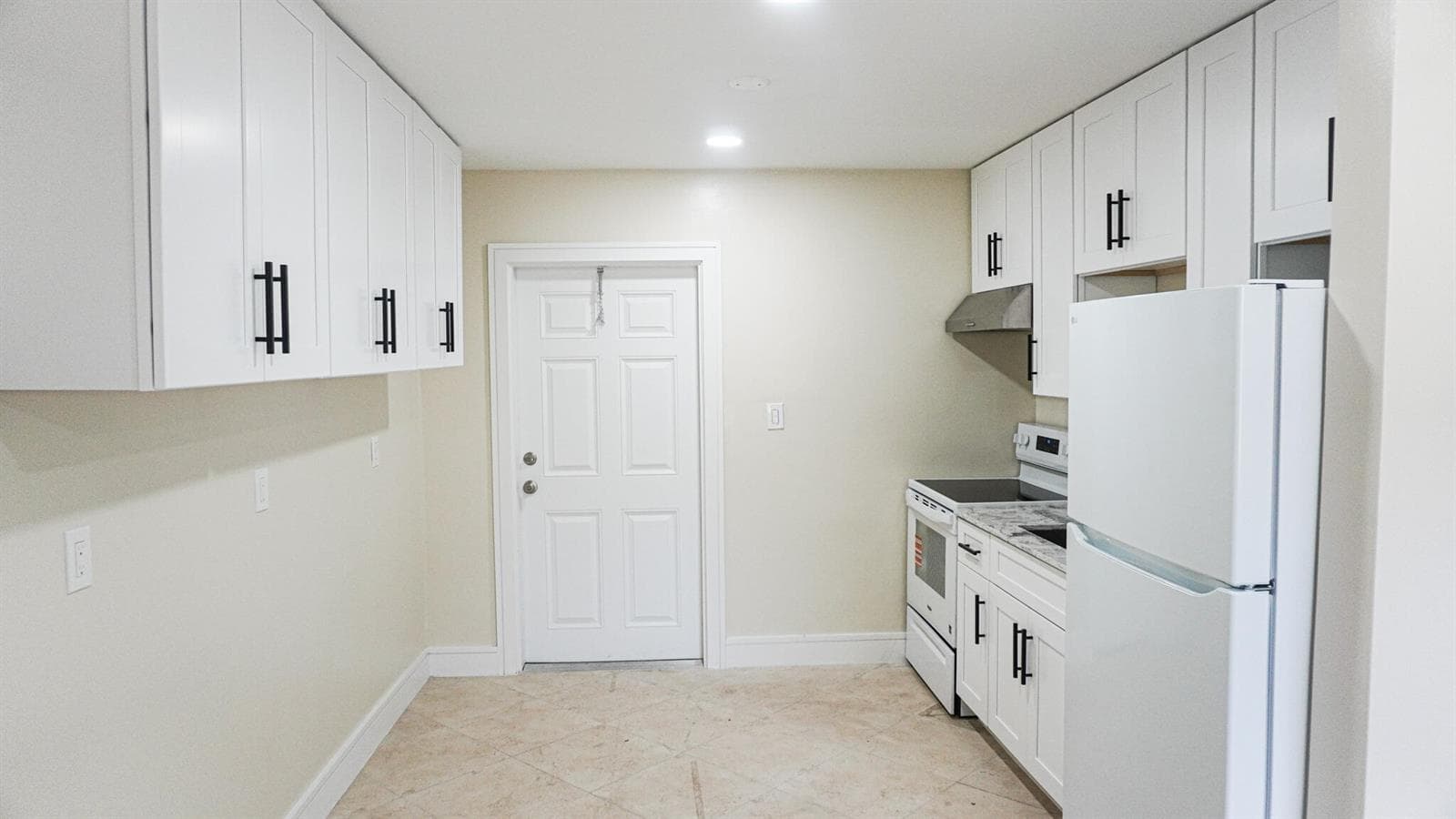 1502 AVENUE I # B, Fort Pierce FL 34950 photo 2