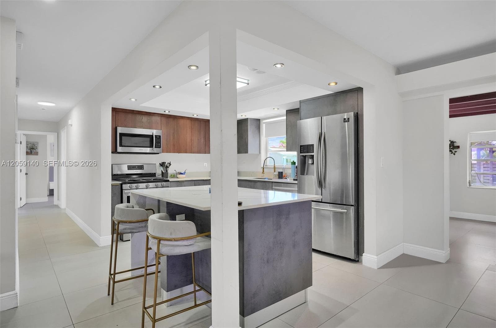 3338 Cleveland St, Hollywood FL 33021 photo 3