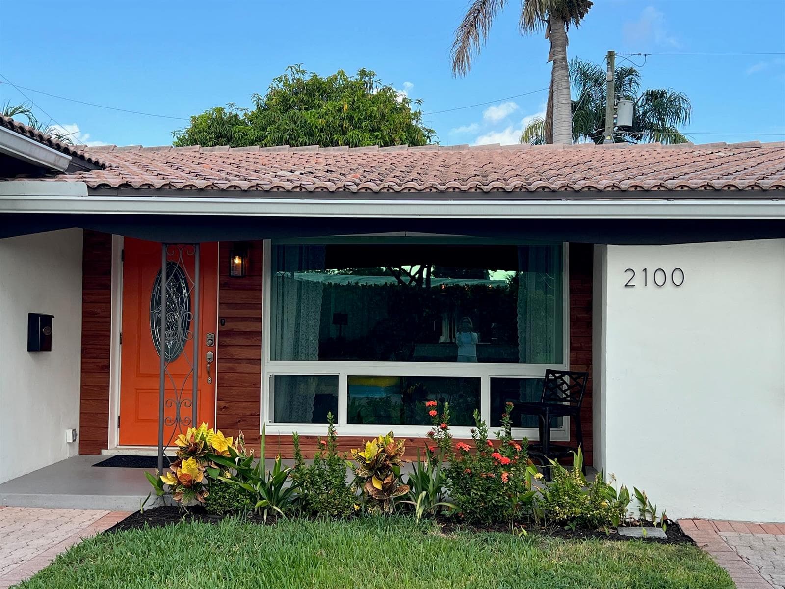 2100 N 14th Terrace, Hollywood FL 33020 photo 3