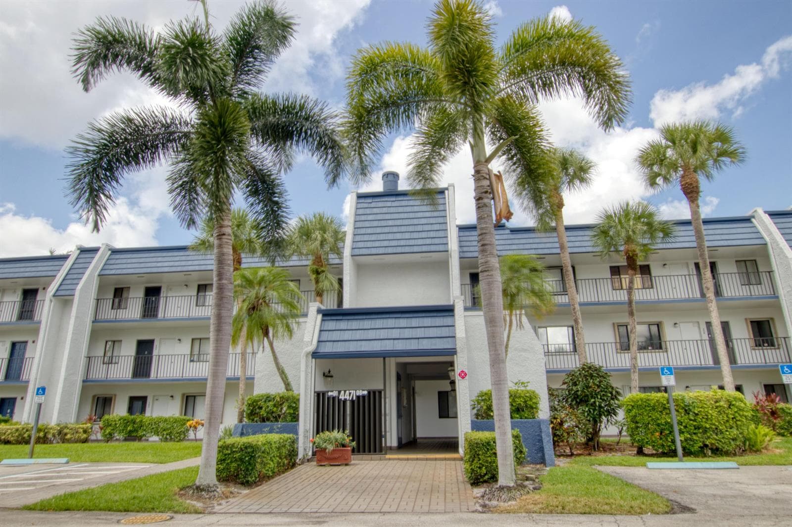 4471 Luxemburg Court # 206, Lake Worth FL 33467