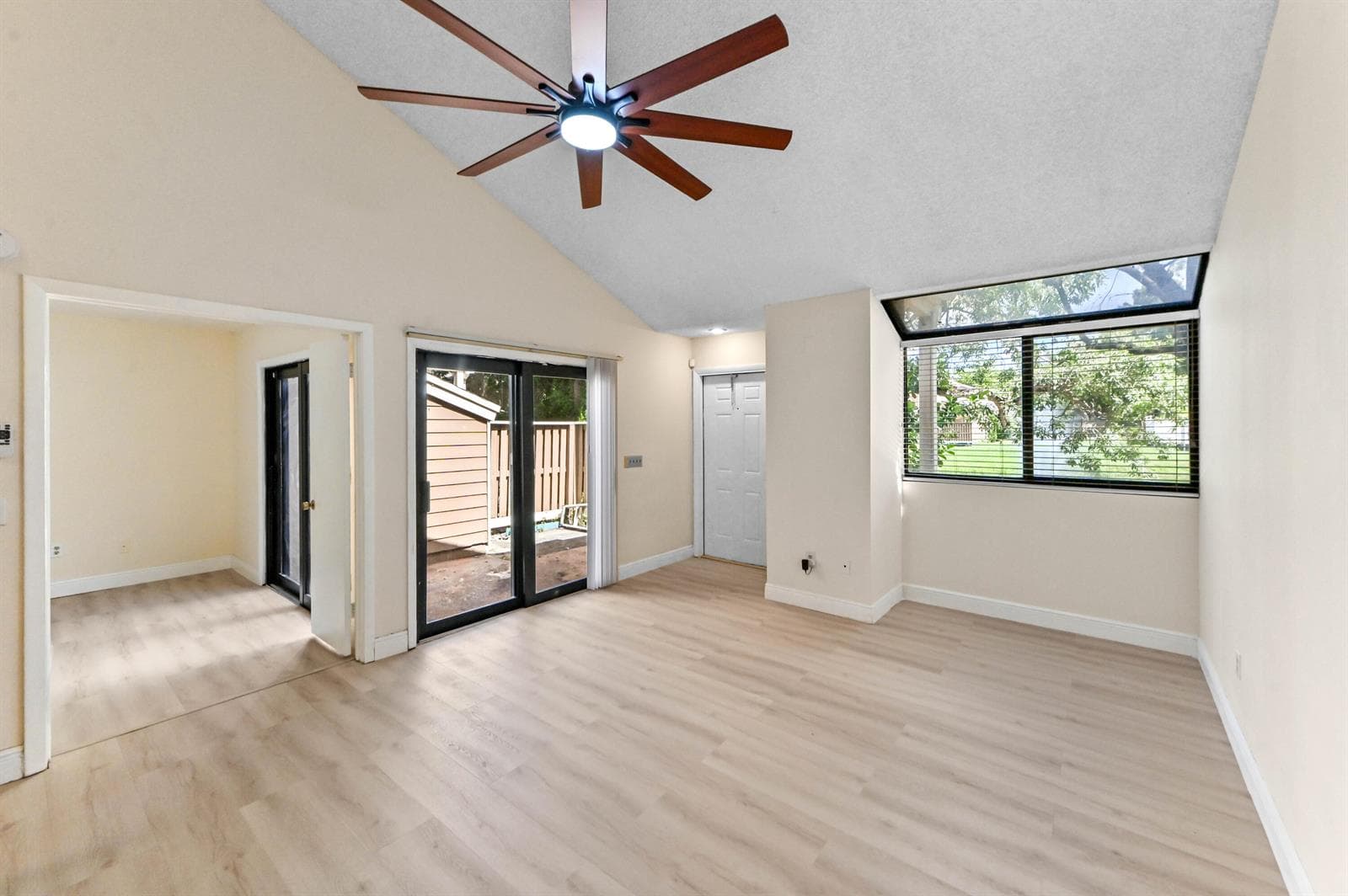 7184 Sportsmans Drive, North Lauderdale FL 33068 photo 5
