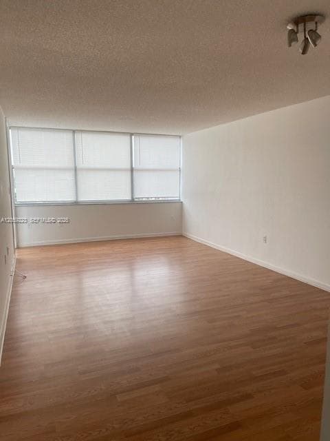 1200 NE Miami Gardens Dr # 702W, Miami, FL 33179 photo 4