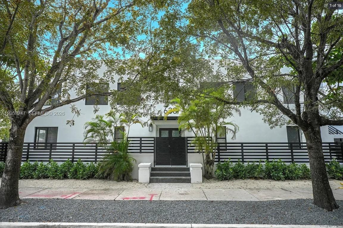 638 SW 21st Ave # 4, Miami, FL 33135 photo 2