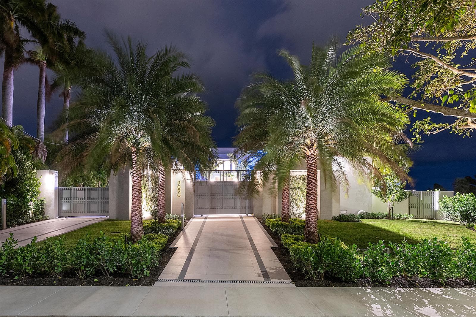 3030 WASHINGTON Road, West Palm Beach FL 33405 photo 2