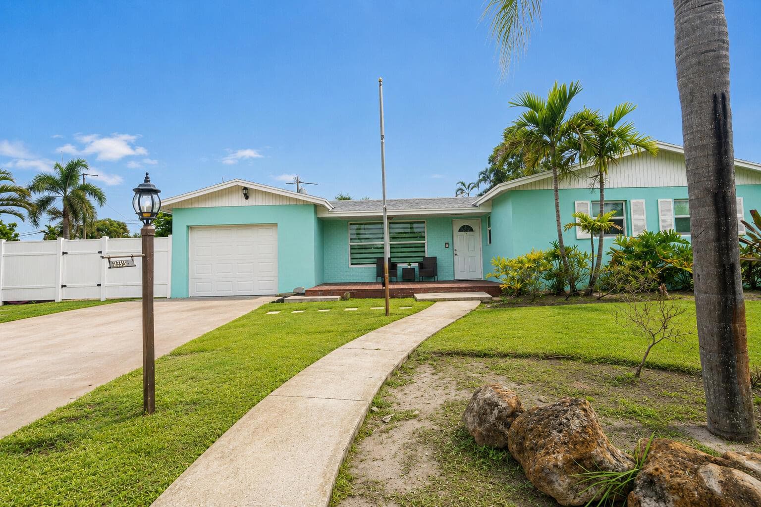 2395 Edgewater Drive, West Palm Beach FL 33406 photo 5