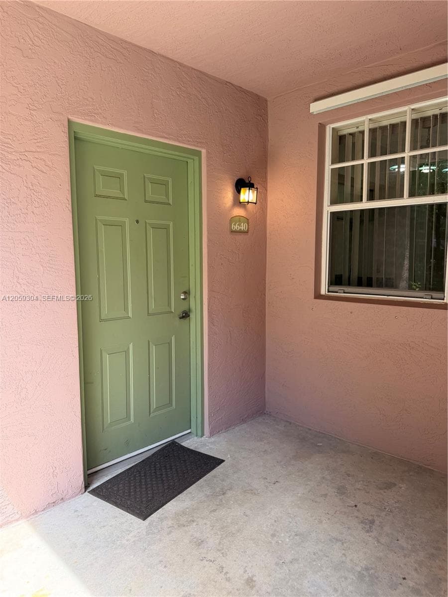 6640 W Sample Rd # 6640, Coral Springs FL 33067
