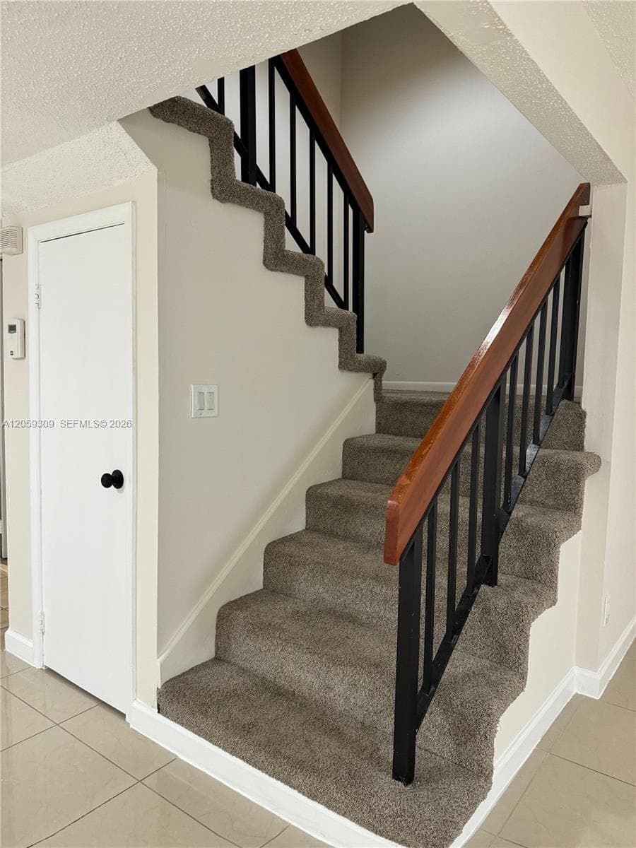 16498 NE 26th Ave # 12, North Miami Beach FL 33160 photo 4