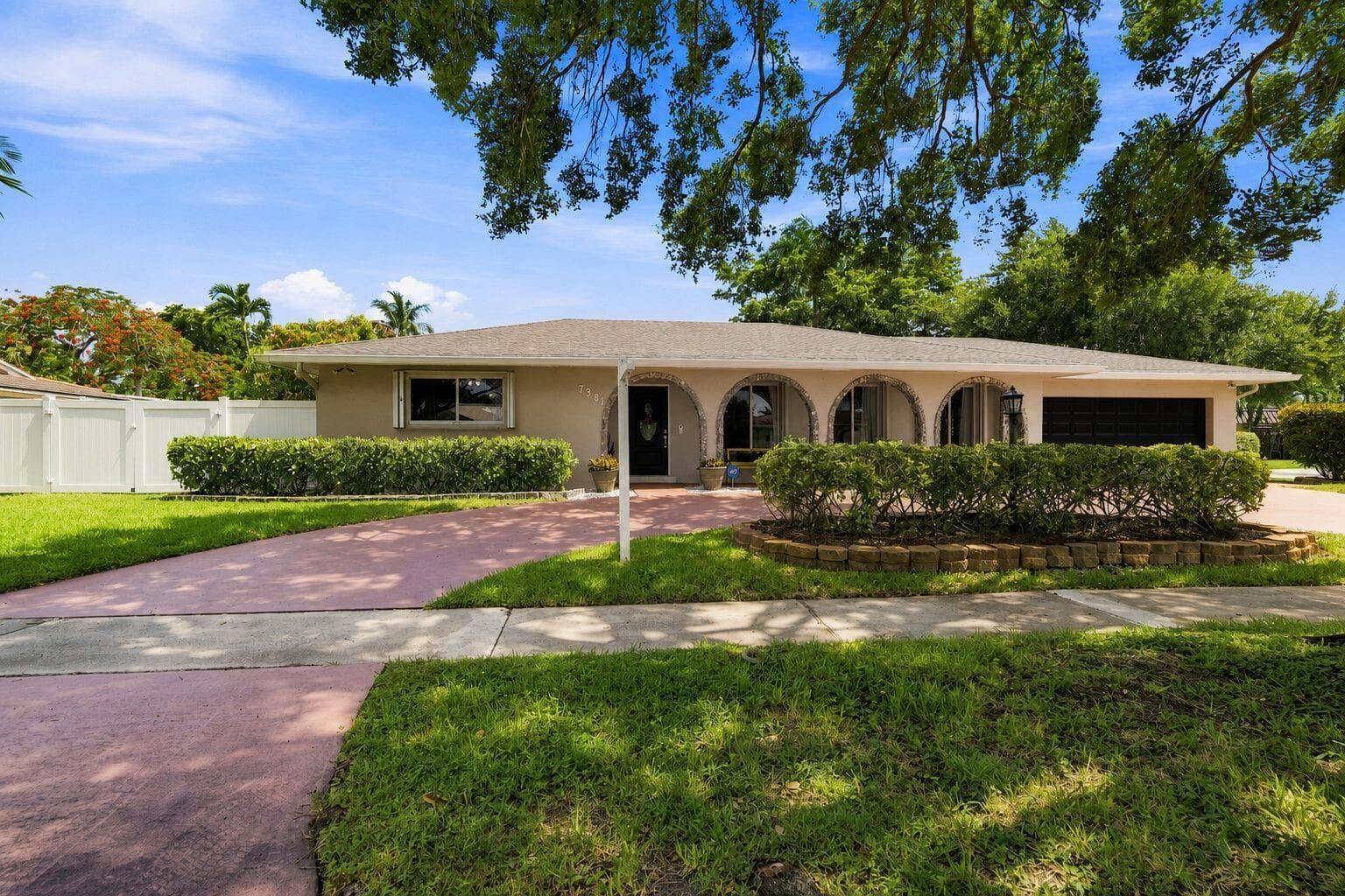 7381 SW 9TH Street, Plantation FL 33317 photo 2