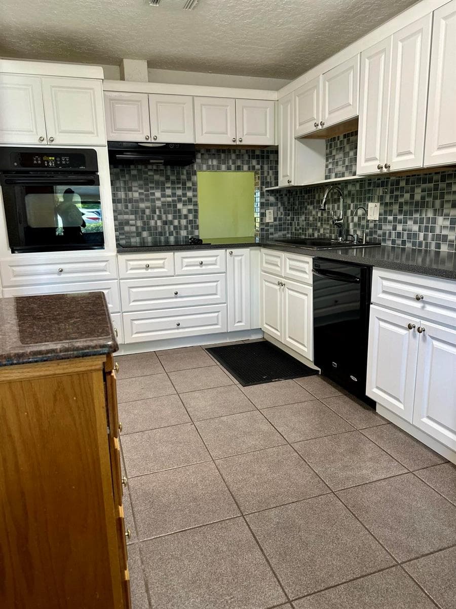 2886 Fernley Drive E # 80, West Palm Beach FL 33415 photo 4