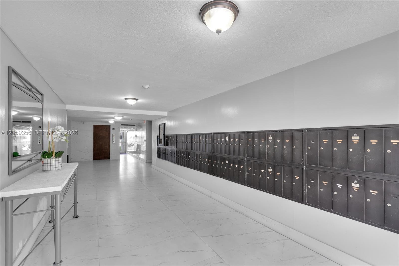 9320 Fontainebleau Blvd # 214, Miami, FL 33172 photo 2