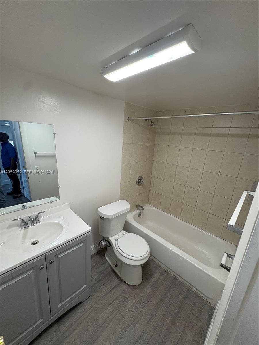 13285 NE 6th Ave # N107, North Miami FL 33161 photo 3