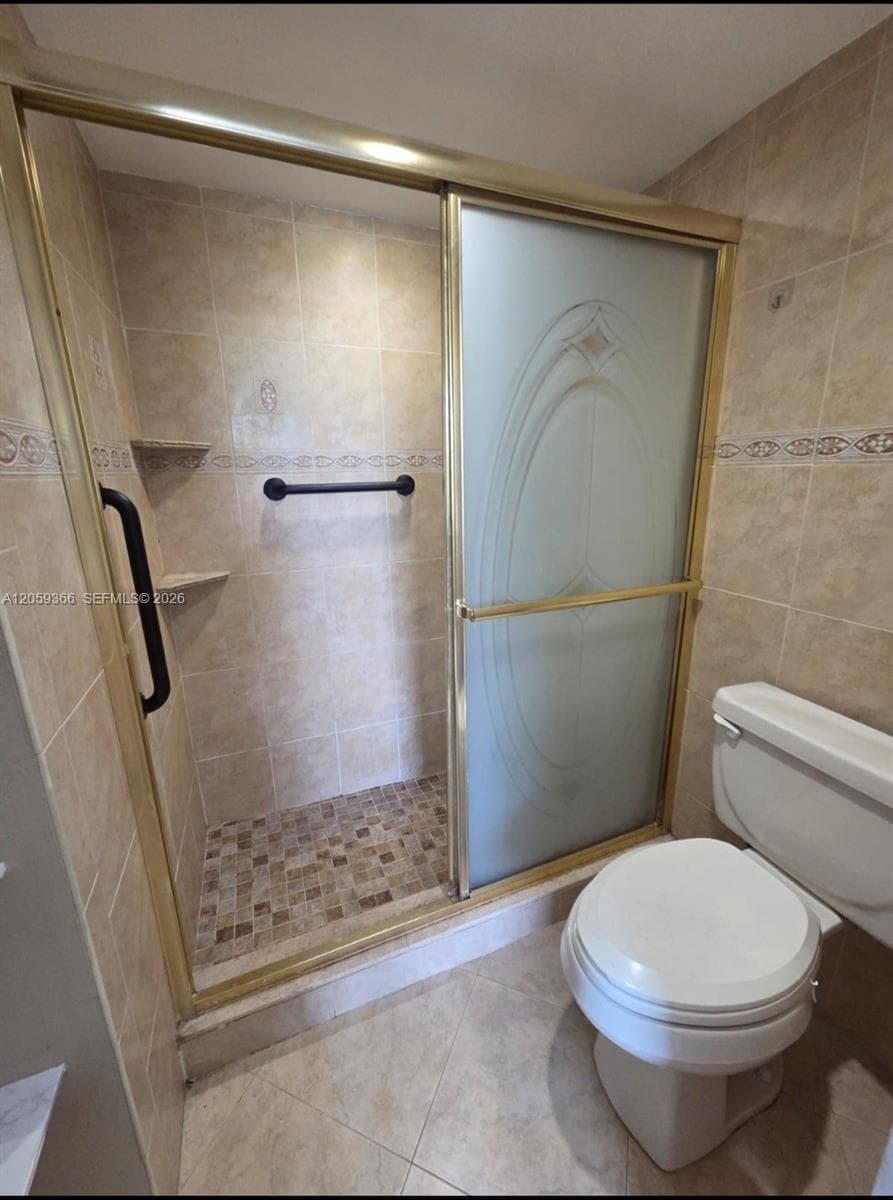 3750 Inverrary Dr # 2B, Lauderhill FL 33319 photo 3