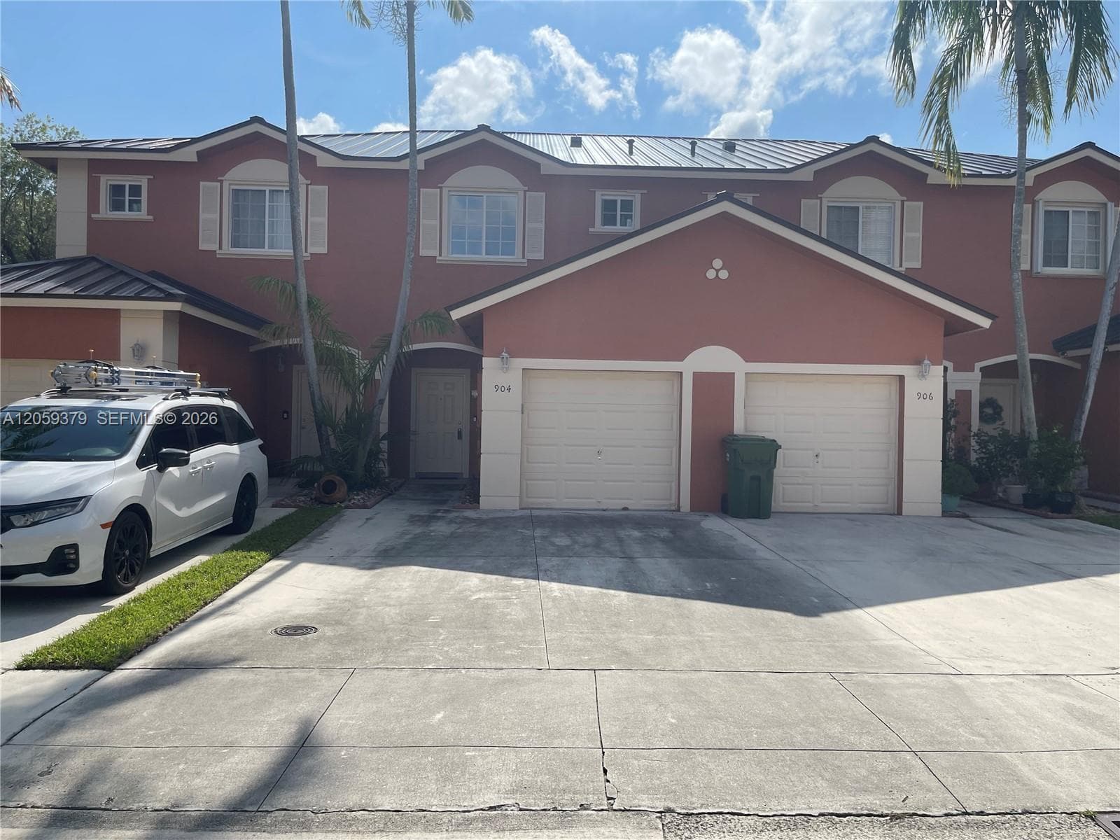 904 NW 100th Ave, Pembroke Pines FL 33024 photo 3
