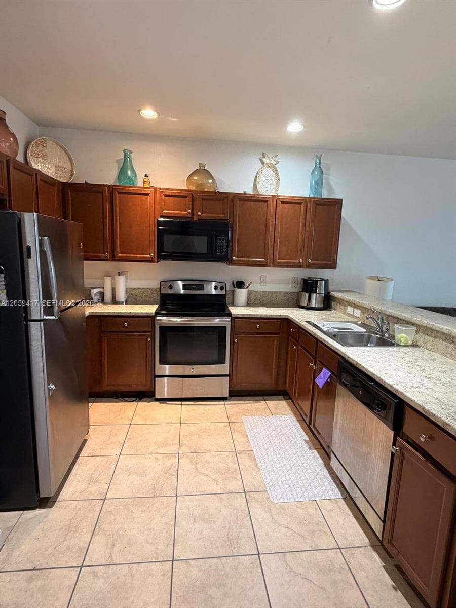 15050 SW 116th St, Miami FL 33196 photo 4