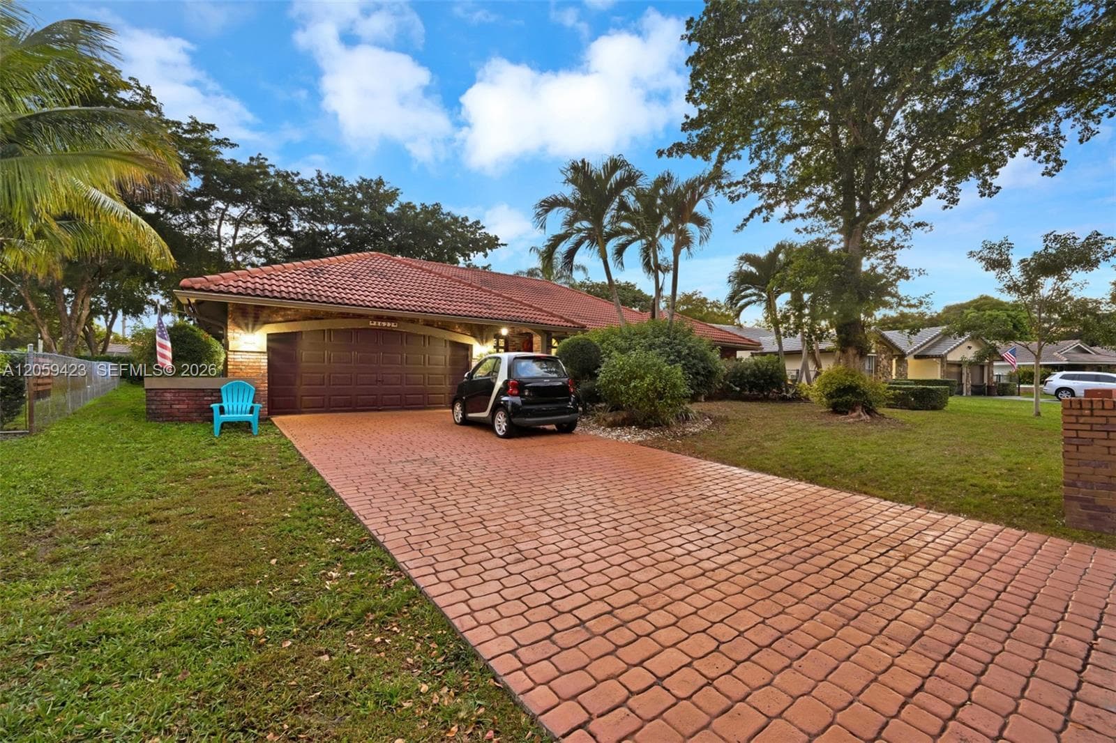 8622 NW 49th Dr, Coral Springs FL 33067 photo 4