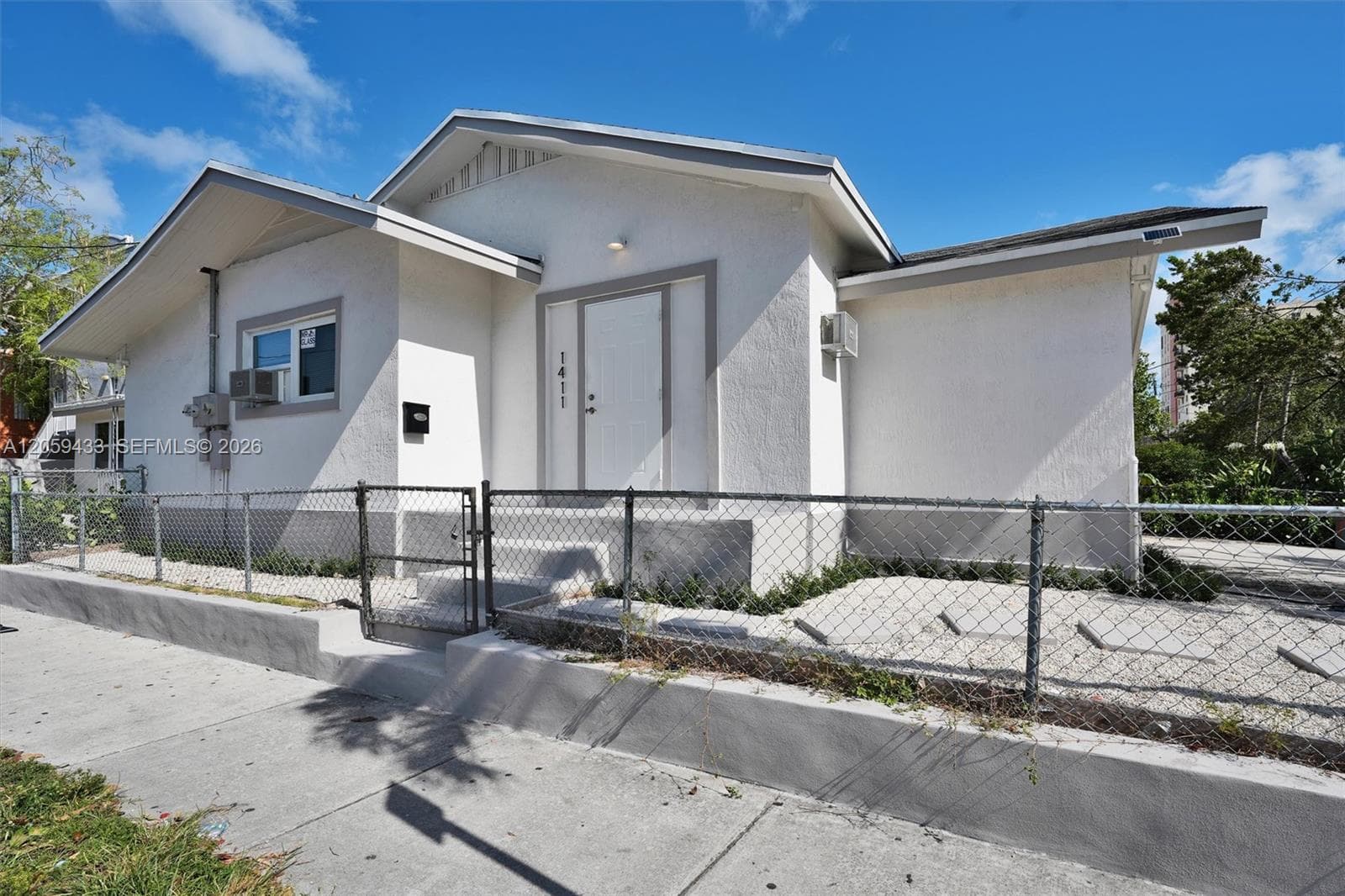 244 SW 14th Ave, Miami FL 33135 photo 3
