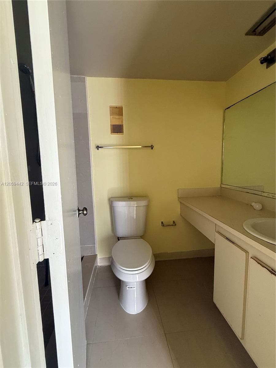 8740 N Sherman Cir # 402, Miramar FL 33025 photo 2