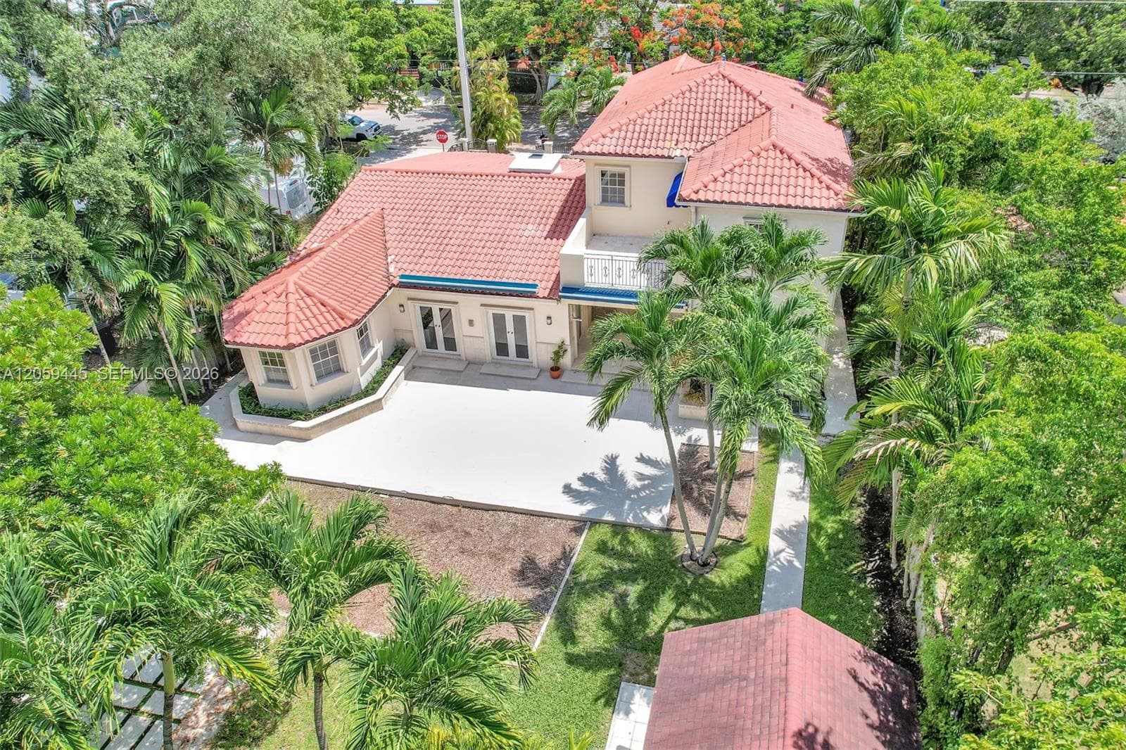 244 SW 28th Rd # 0, Miami FL 33129 photo 2