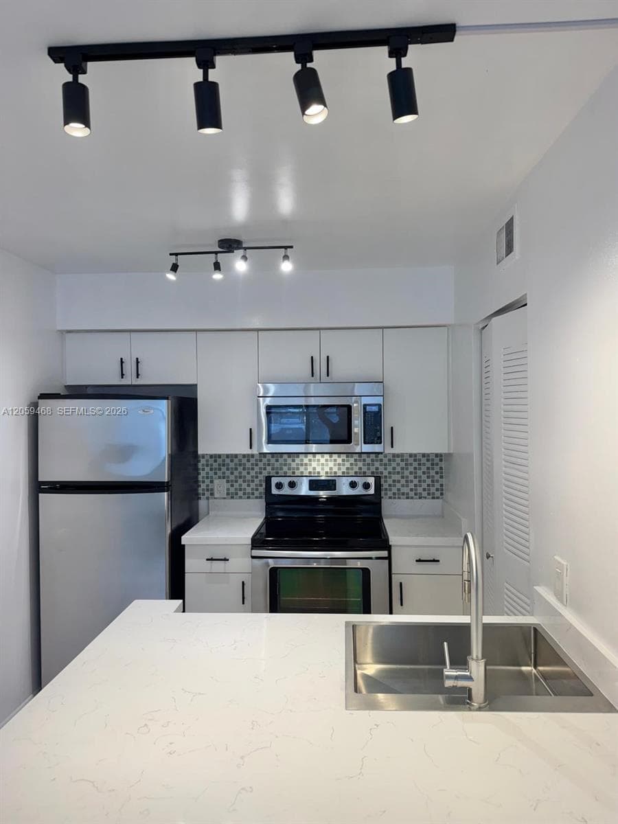 540 S Park Road # 111-9, Hollywood FL 33021 photo 5