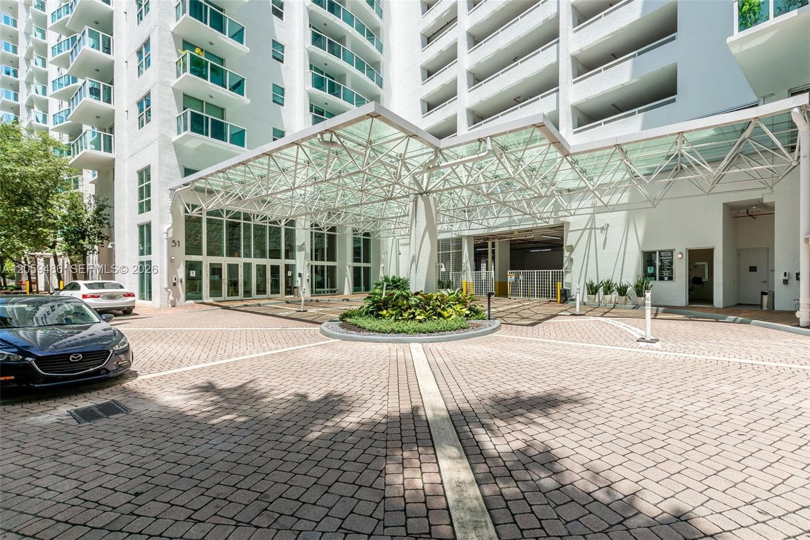 Brickell on the River