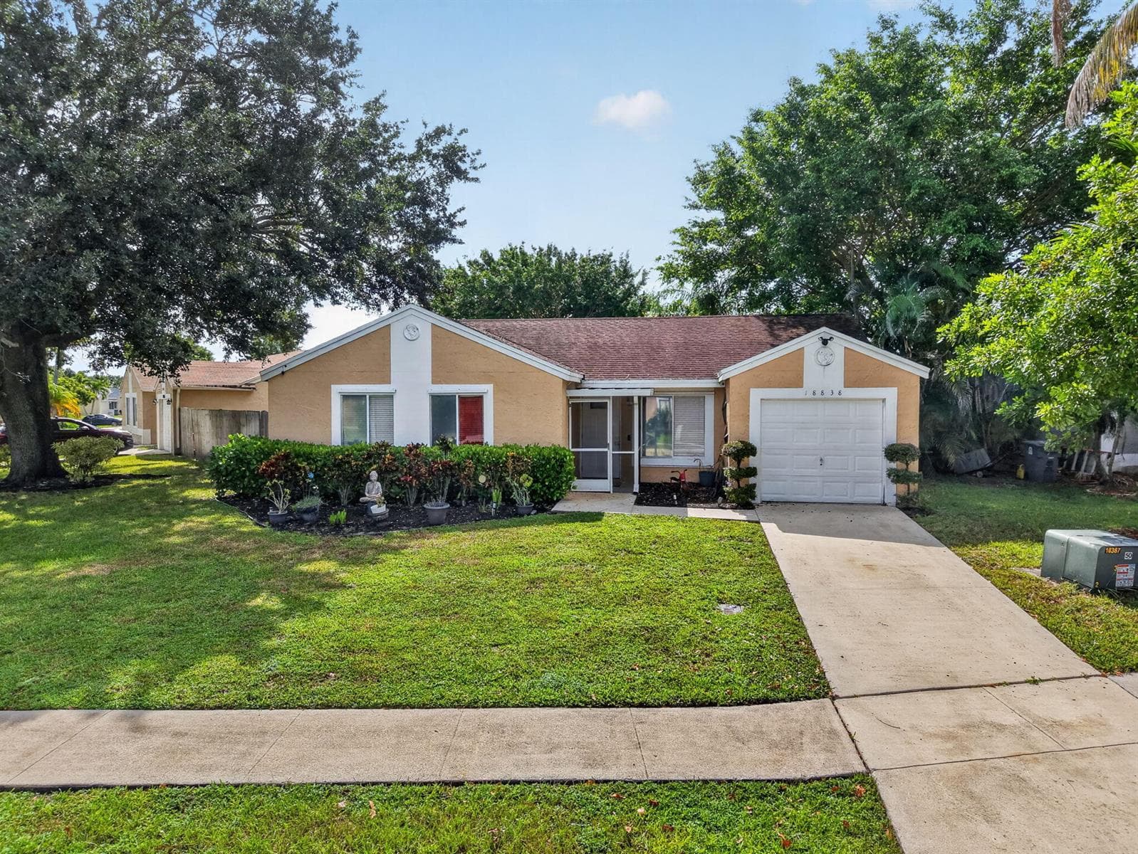 18838 Cloud Lake Circle, Boca Raton FL 33496 photo 2