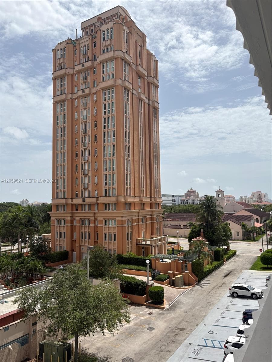 625 Biltmore Way # 501, Coral Gables FL 33134 photo 3