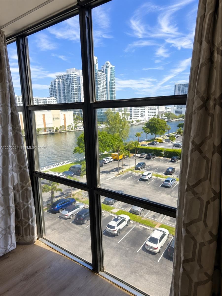 800 Parkview Dr # 716, Hallandale Beach FL 33009