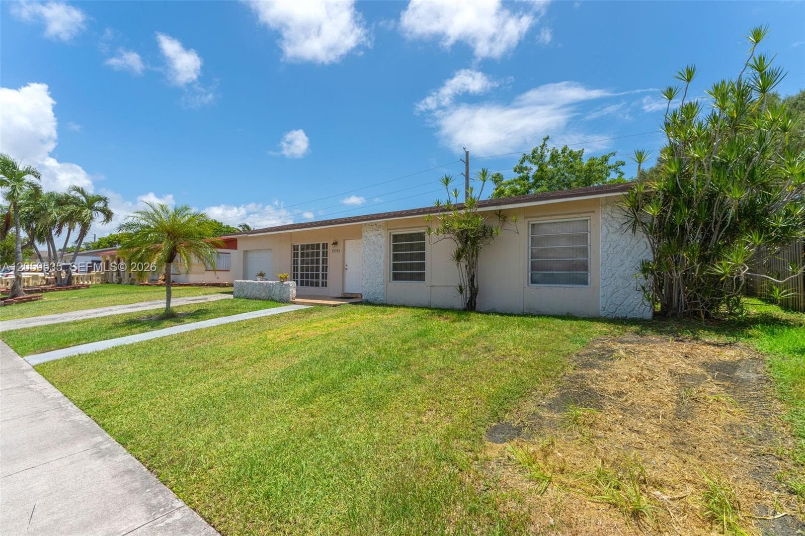 15543 SW 107th Ct, Miami FL 33157 photo 2