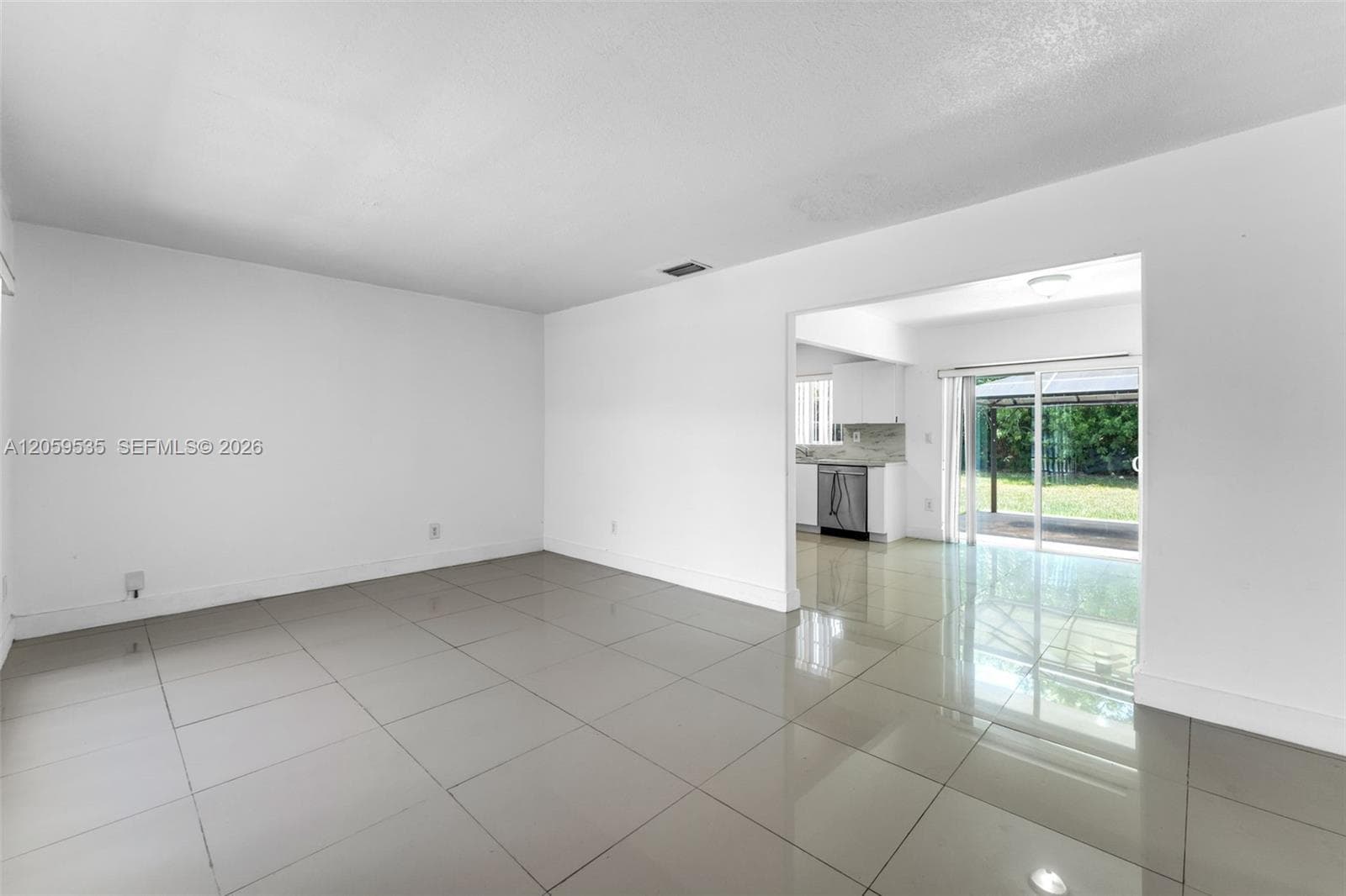 15543 SW 107th Ct, Miami FL 33157 photo 3
