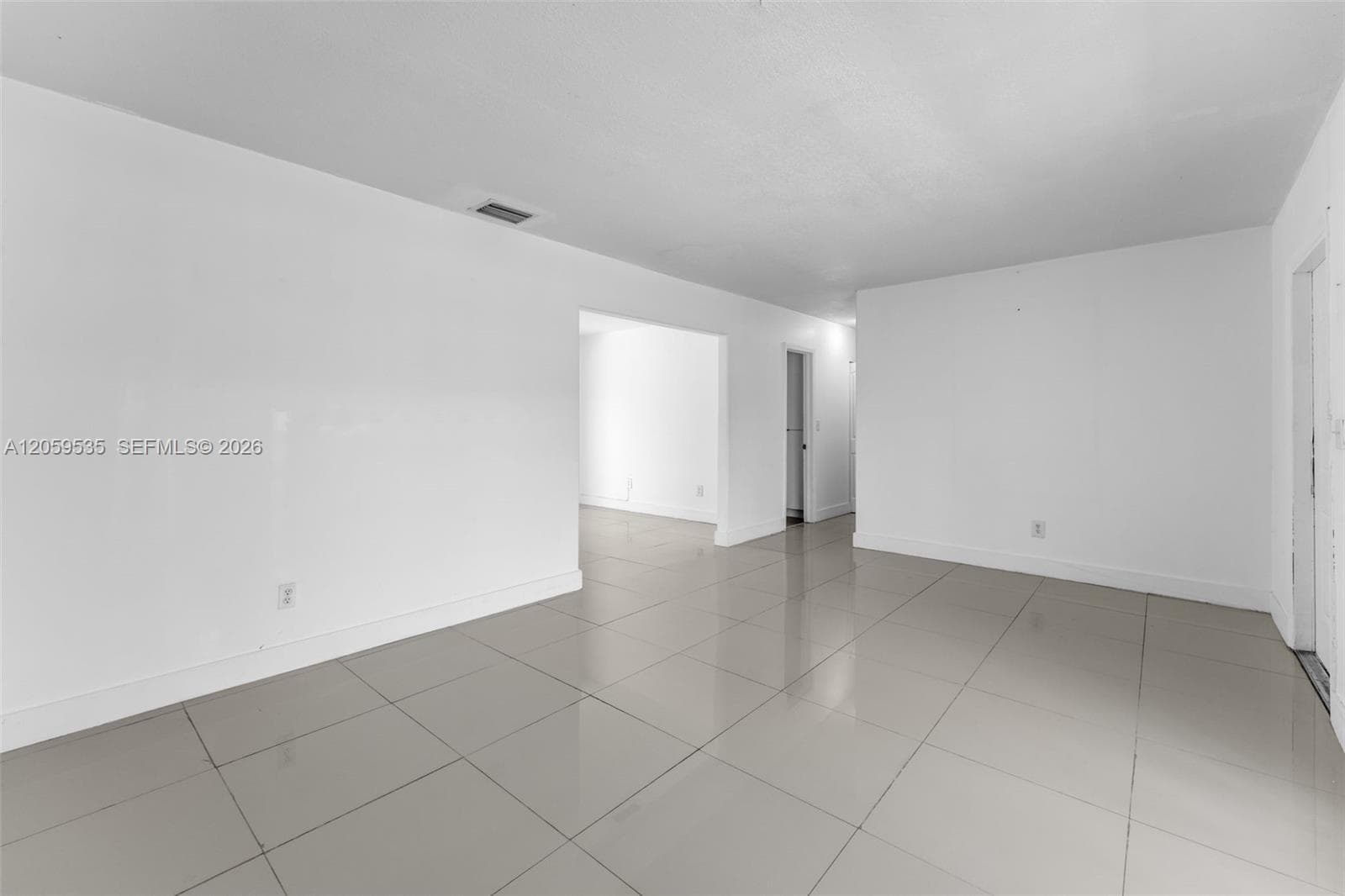 15543 SW 107th Ct, Miami FL 33157 photo 4