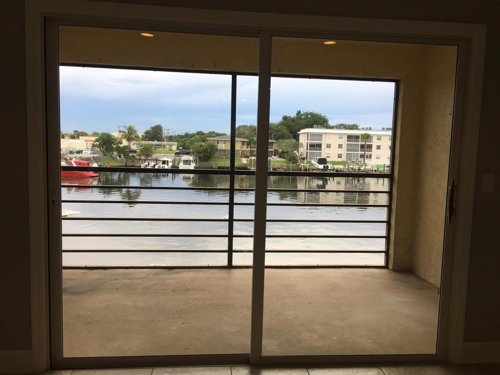 309 LAKE Circle # 202, North Palm Beach FL 33408 photo 2