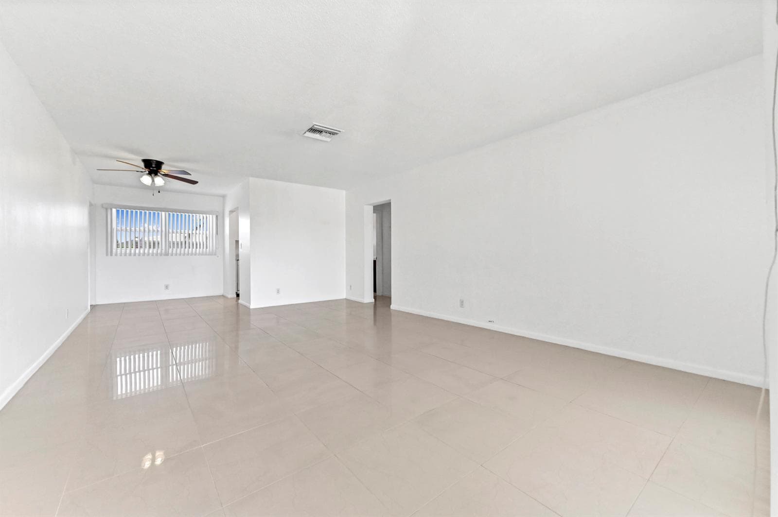 2755 NE 28th Avenue # 1, Lighthouse Point FL 33064 photo 2