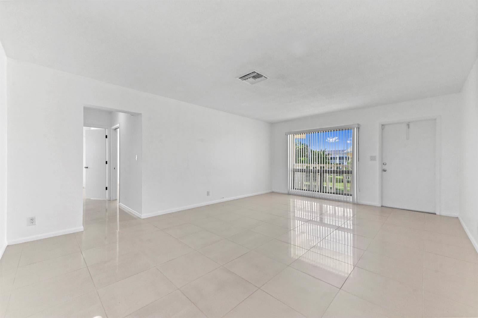 2755 NE 28th Avenue # 1, Lighthouse Point FL 33064 photo 3