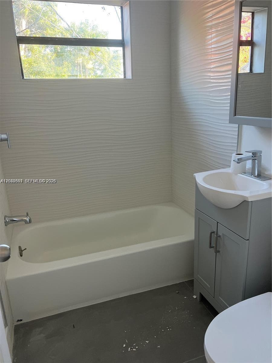2126 Arthur St, Hollywood FL 33020 photo 2
