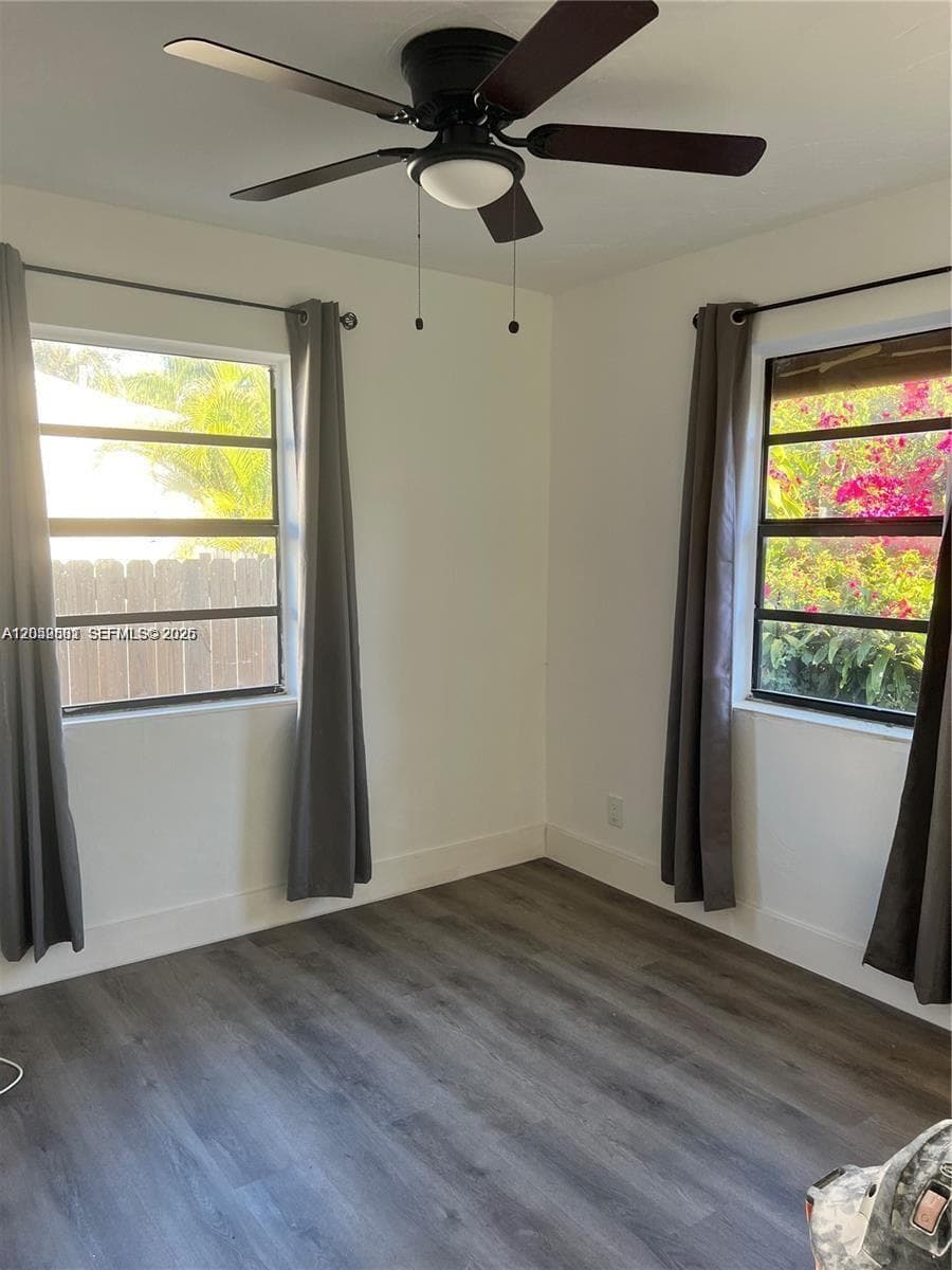 2126 Arthur St, Hollywood FL 33020 photo 5
