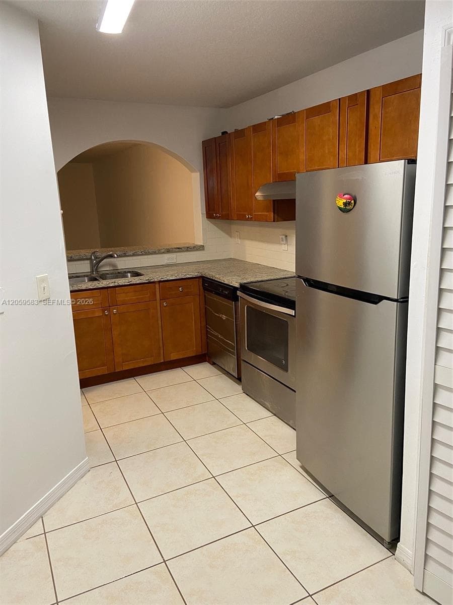 1270 SE 31st Ct # 102-35, Homestead FL 33035 photo 4