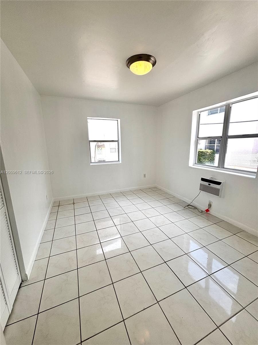 31 Navarre Ave # 9, Coral Gables FL 33134 photo 5