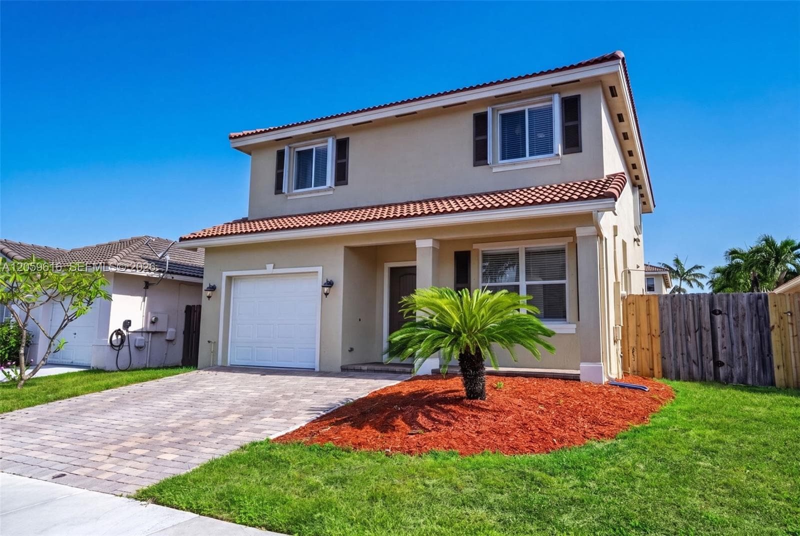 8961 SW 215th Ter, Cutler Bay FL 33189 photo 4