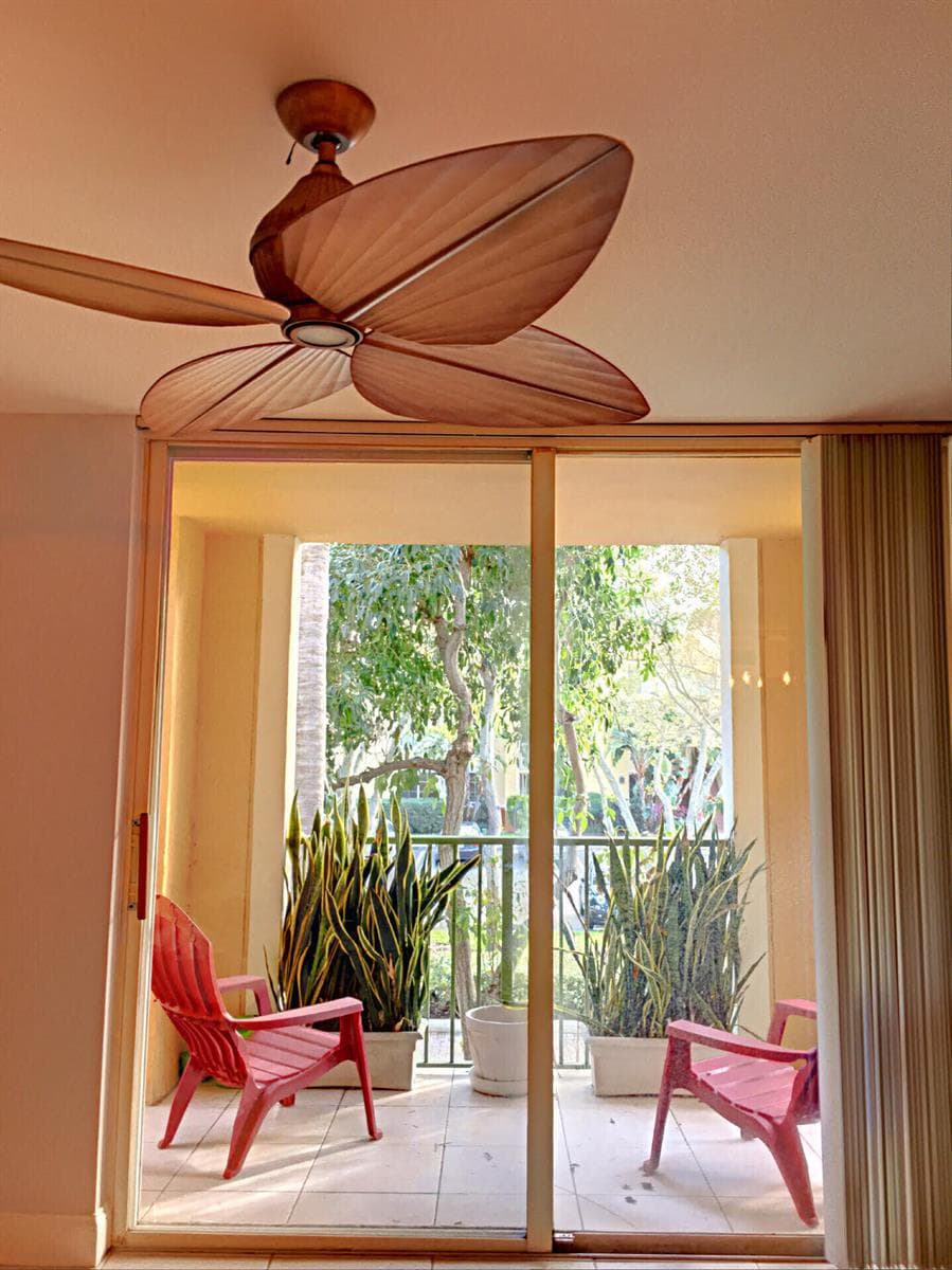 160 YACHT CLUB Way # 210, Hypoluxo FL 33462 photo 3