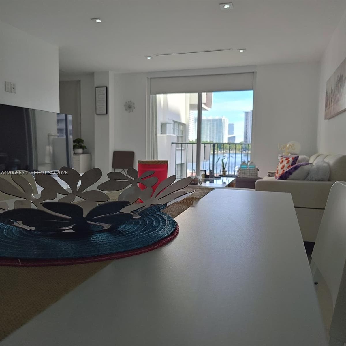 2750 NE 183rd St # 301, Aventura FL 33160 photo 3