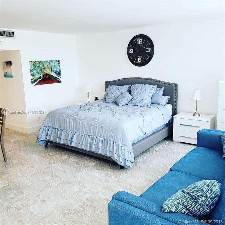 100 LINCOLN Road # 707, Miami Beach FL 33139