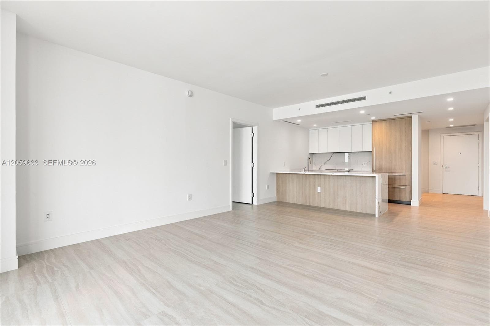 2411 Laguna Circle # 209, North Miami FL 33181 photo 3