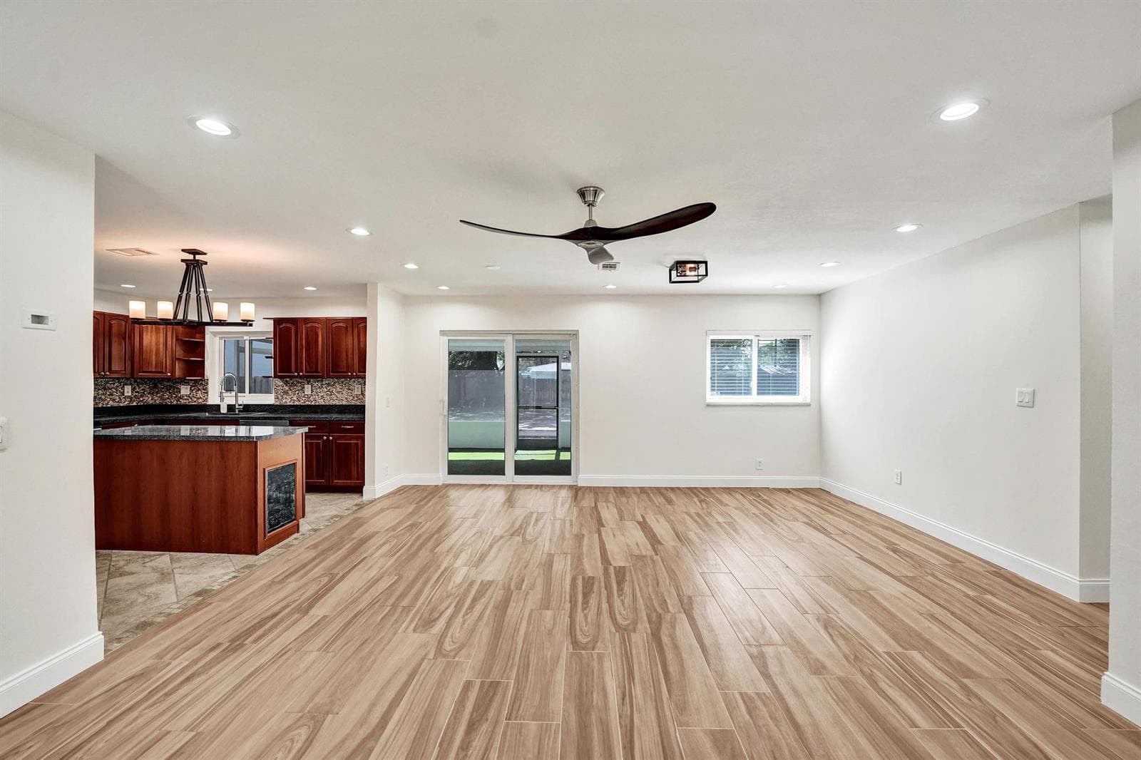 300 SW 19TH Avenue, Fort Lauderdale FL 33312 photo 2